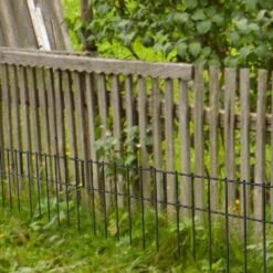 17 In. H X 13 In. L Barrier Fence, Decorative Garden Fencing, Rustproof Metal Wire Garden Fence, T Shaped (10-Pack) -Dewalt Tools Shop black garden fencing hd 4 wela 1f 1000