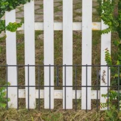 17 In. H X 13 In. L Barrier Fence, Decorative Garden Fencing, Rustproof Metal Wire Garden Fence, T Shaped (19-Pack) -Dewalt Tools Shop black garden fencing hd 5 wela 1f 1000