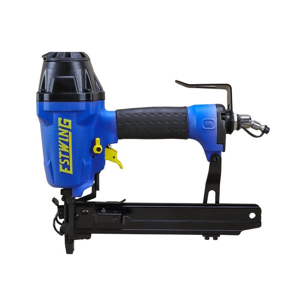 Estwing Pneumatic 16-Gauge 1 In. Fencing Stapler With Adjustable Metal Belt Hook, 1/4 In. NPT Industrial Swivel Fitting, And Bag 4 Estwing Pneumatic 16-Gauge 1 In. Fencing Stapler With Adjustable Metal Belt Hook, 1/4 In. NPT Industrial Swivel Fitting, And Bag - Image 2