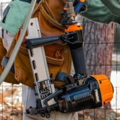 Pneumatic 10.5-Gauge 1-9/16 In. Fencing Stapler With Adjustable Metal Belt Hook And Case 18 Pneumatic 10.5-Gauge 1-9/16 In. Fencing Stapler With Adjustable Metal Belt Hook And Case -Dewalt Tools Shop freeman staplers pfs105 fa 1000