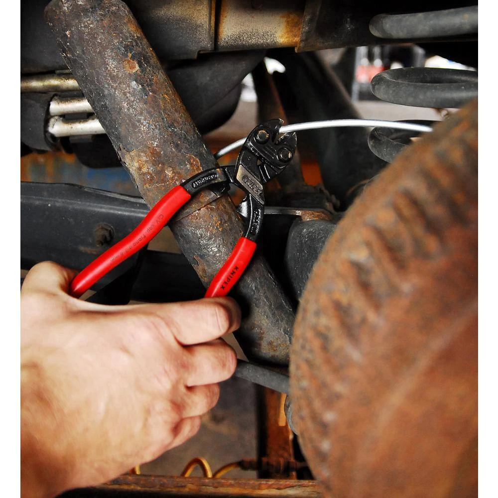 KNIPEX 8 In. High Leverage CoBolt Fencing Cutters With Notch 8 KNIPEX 8 In. High Leverage CoBolt Fencing Cutters With Notch - Image 6